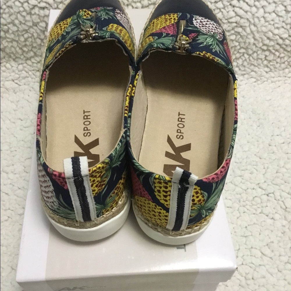 Anne Klein Floral Espadrilles - Picture 10 of 14